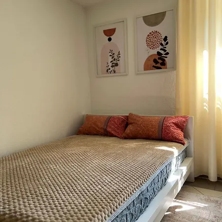 Einzimmer Apartment Niefern-Oeschelbronn